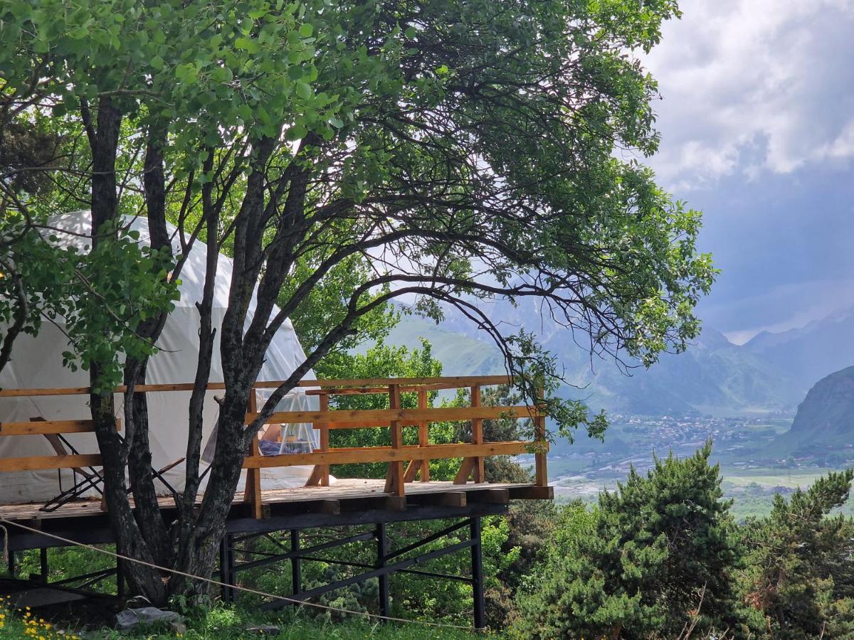 Elia Glamping Hotel Kazbegi Bagian luar foto
