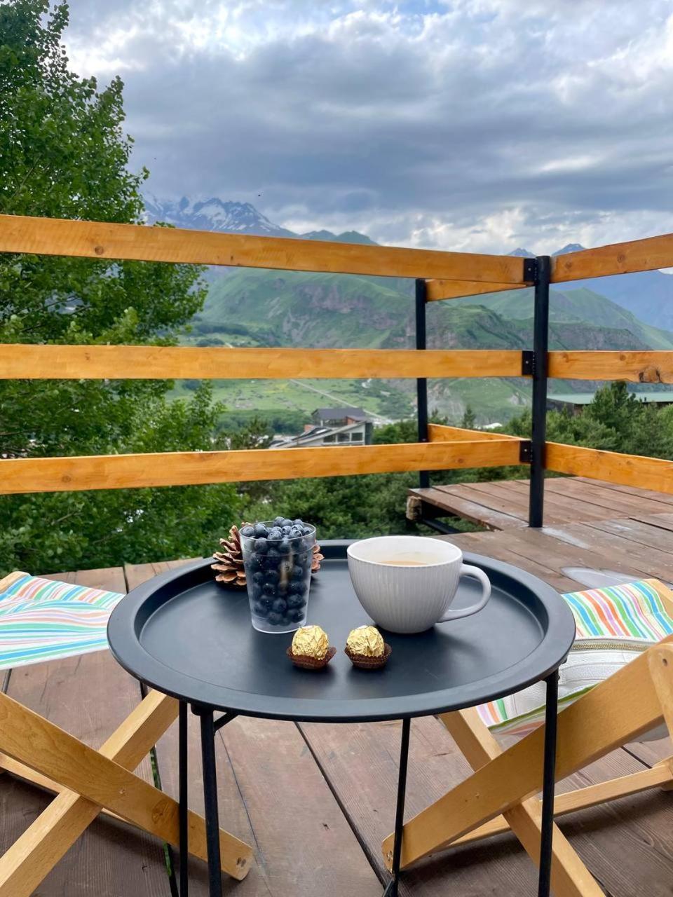 Elia Glamping Hotel Kazbegi Bagian luar foto