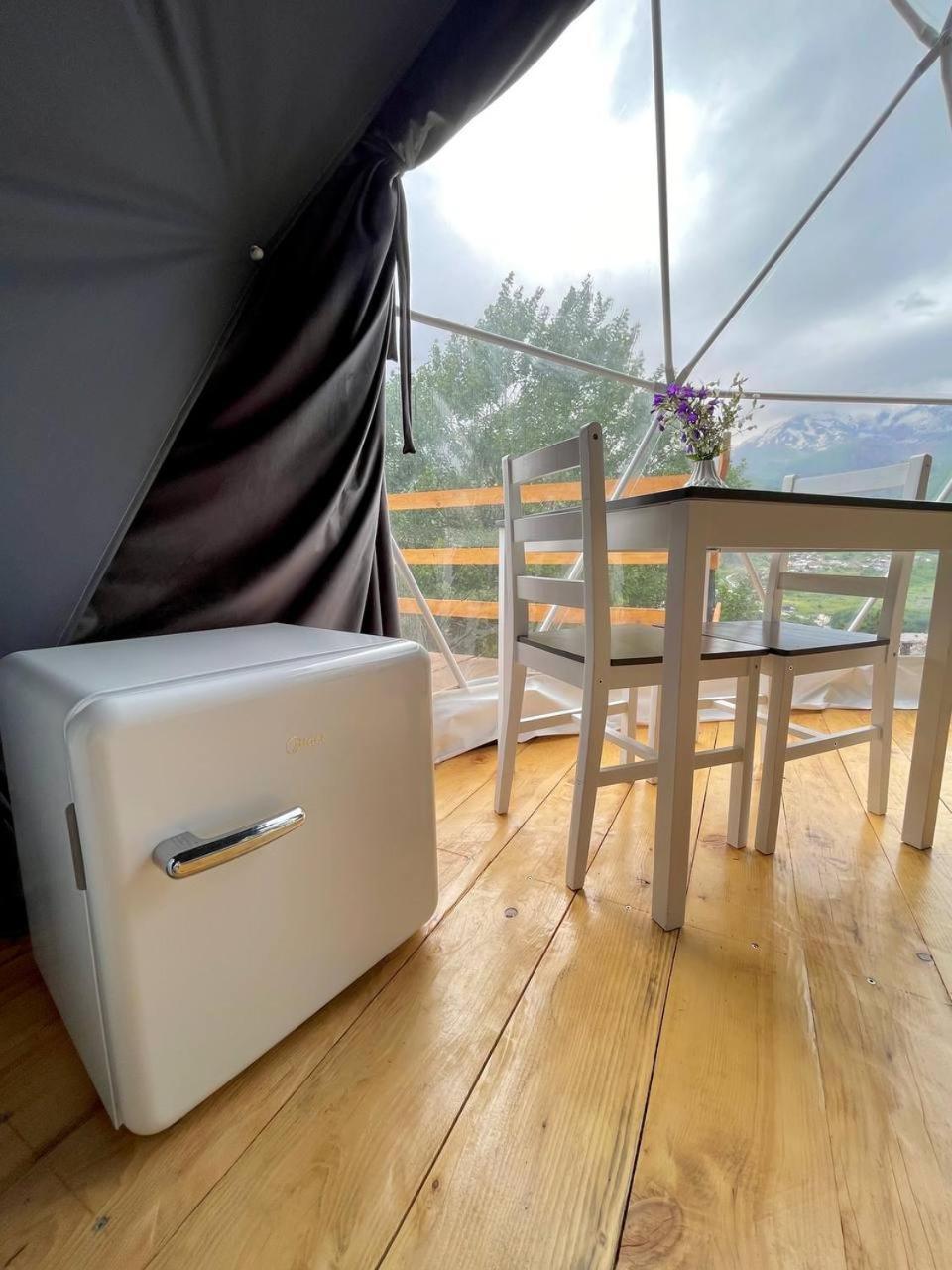 Elia Glamping Hotel Kazbegi Bagian luar foto