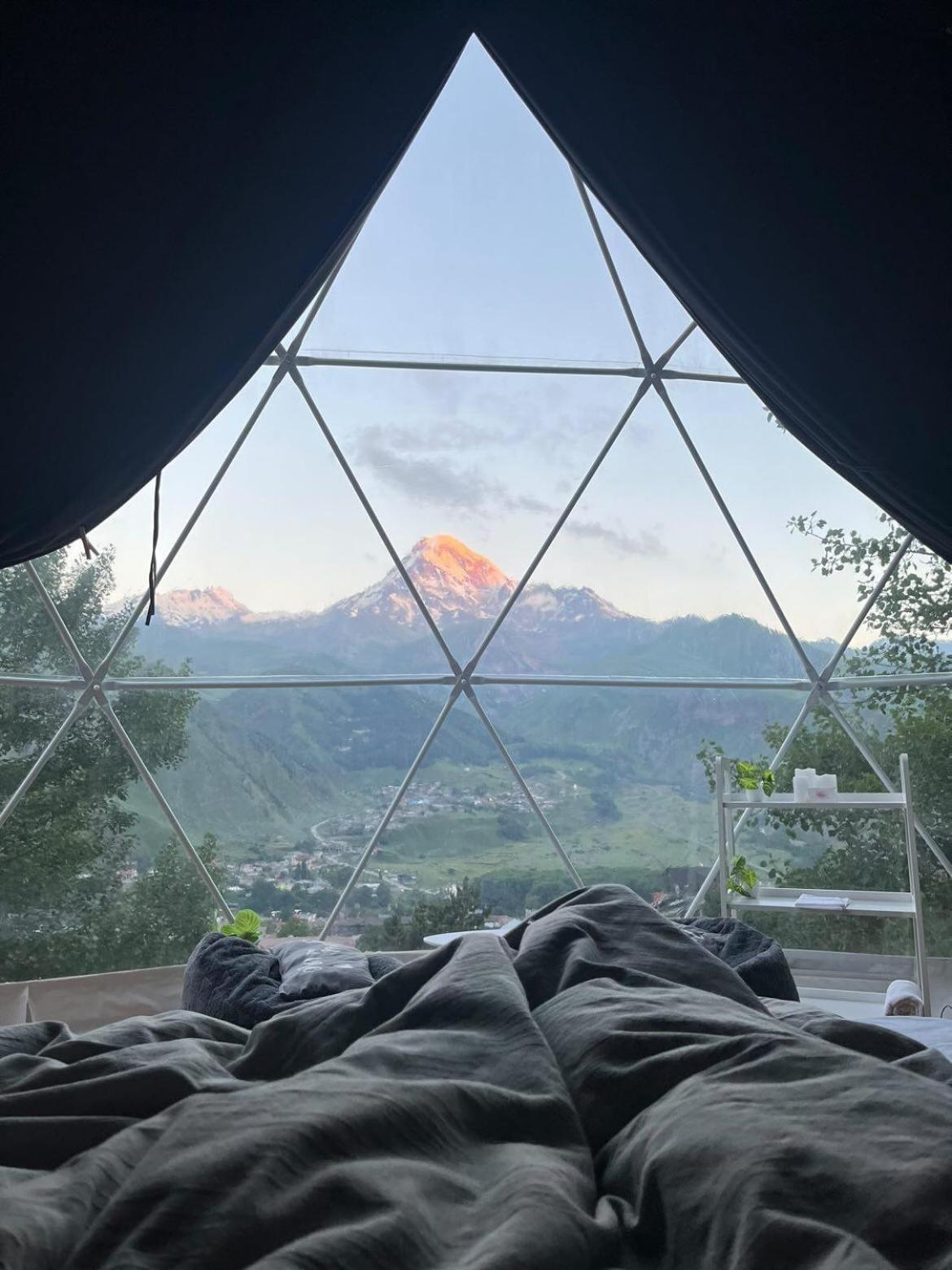 Elia Glamping Hotel Kazbegi Bagian luar foto